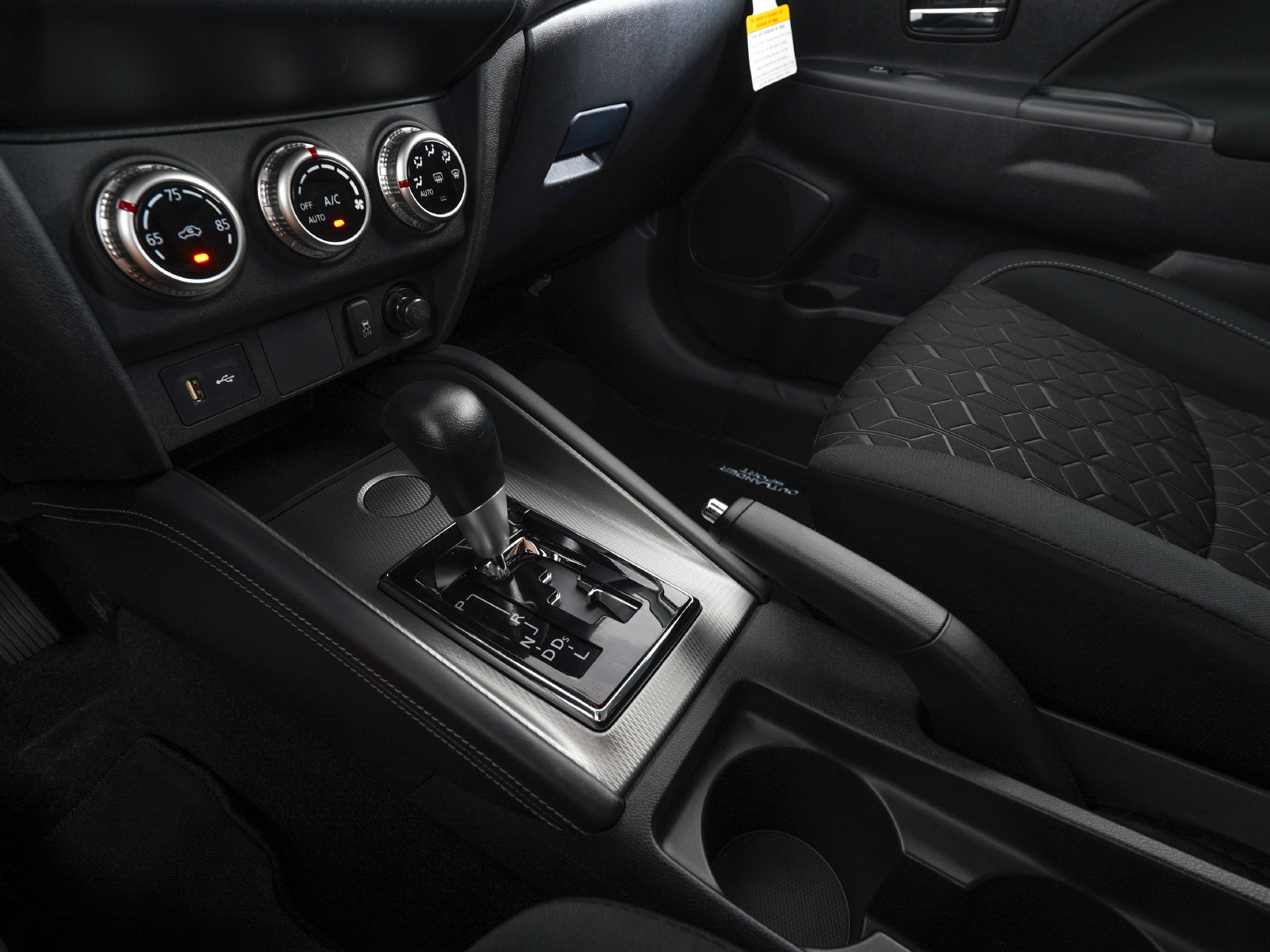 New 2027 Mitsubishi Outlander Sport FWD image 15