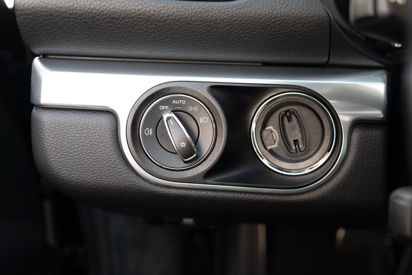 Used 2019 Porsche 718 Boxster S RWD image 19