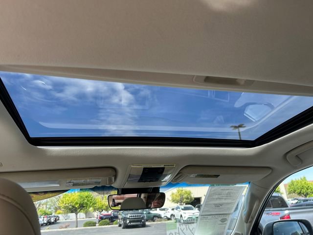 Used 2021 Lexus GX 460 Premium w/ Accessory Package image 24