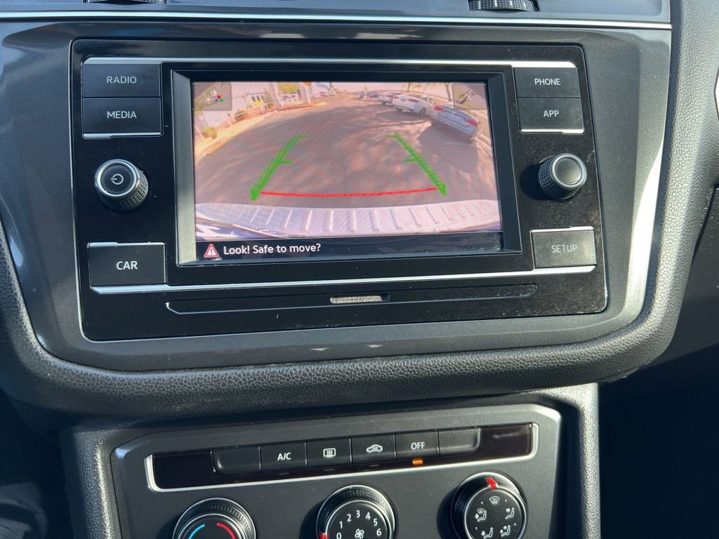 Used 2019 Volkswagen Tiguan S image 28