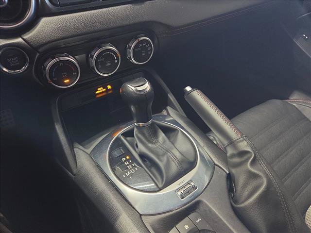 Used 2017 FIAT 124 Spider Abarth RWD image 12