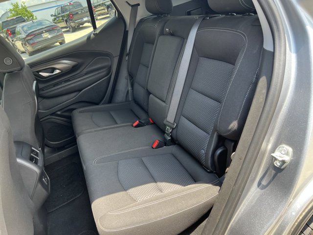 Used 2023 GMC Terrain SLE FWD image 25
