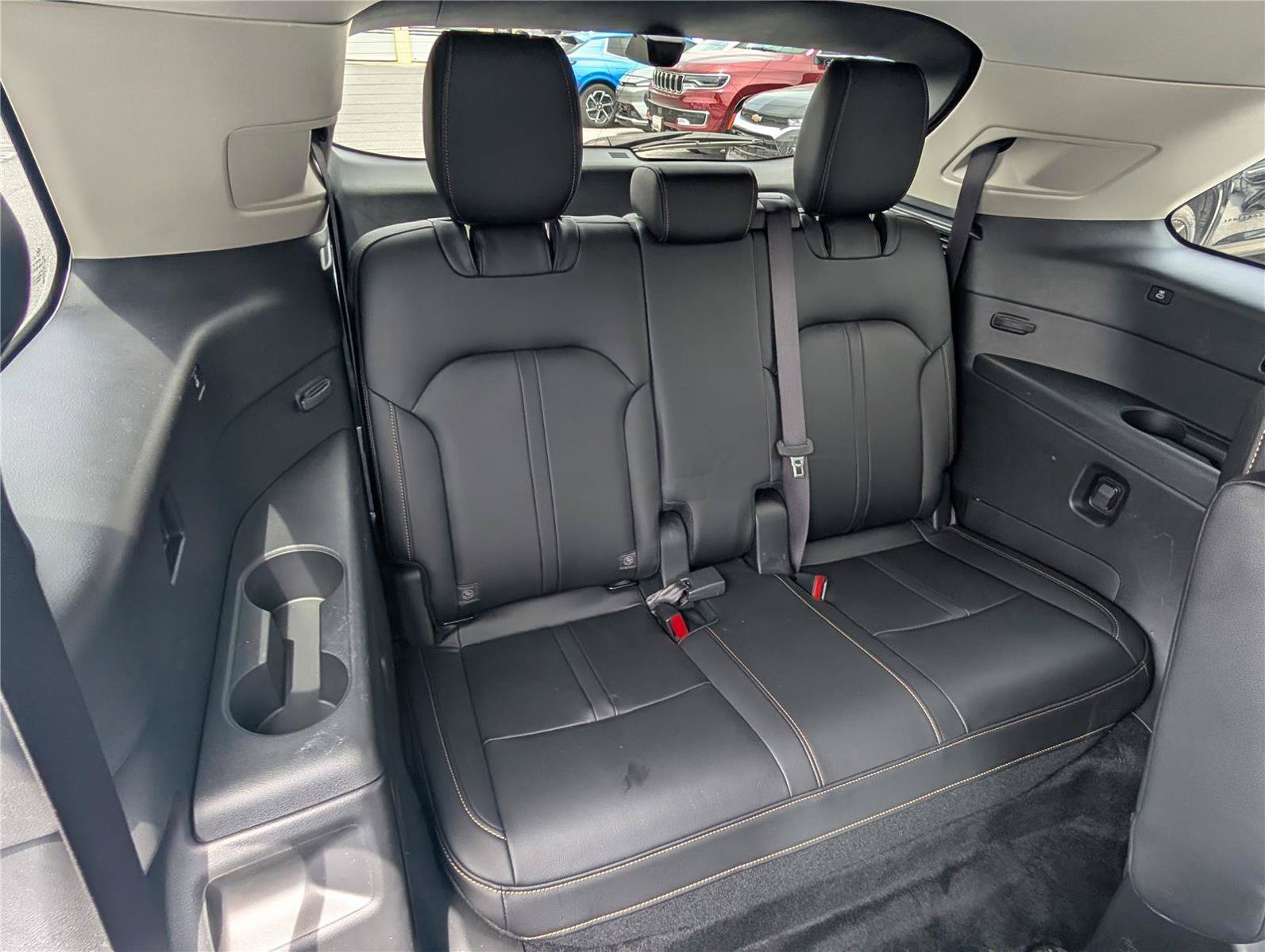 Used 2024 MAZDA CX-90 Plug-In Hybrid w/ Preferred AWD/4WD image 14