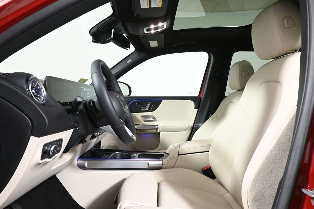 Certified 2026 Mercedes-Benz GLB 250 GLB 250 image 3