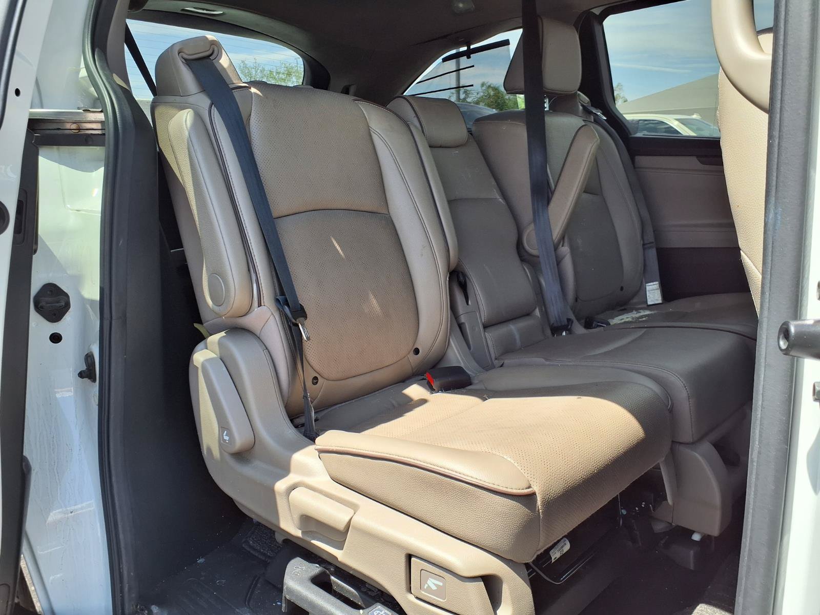 Used 2022 Honda Odyssey Elite image 14