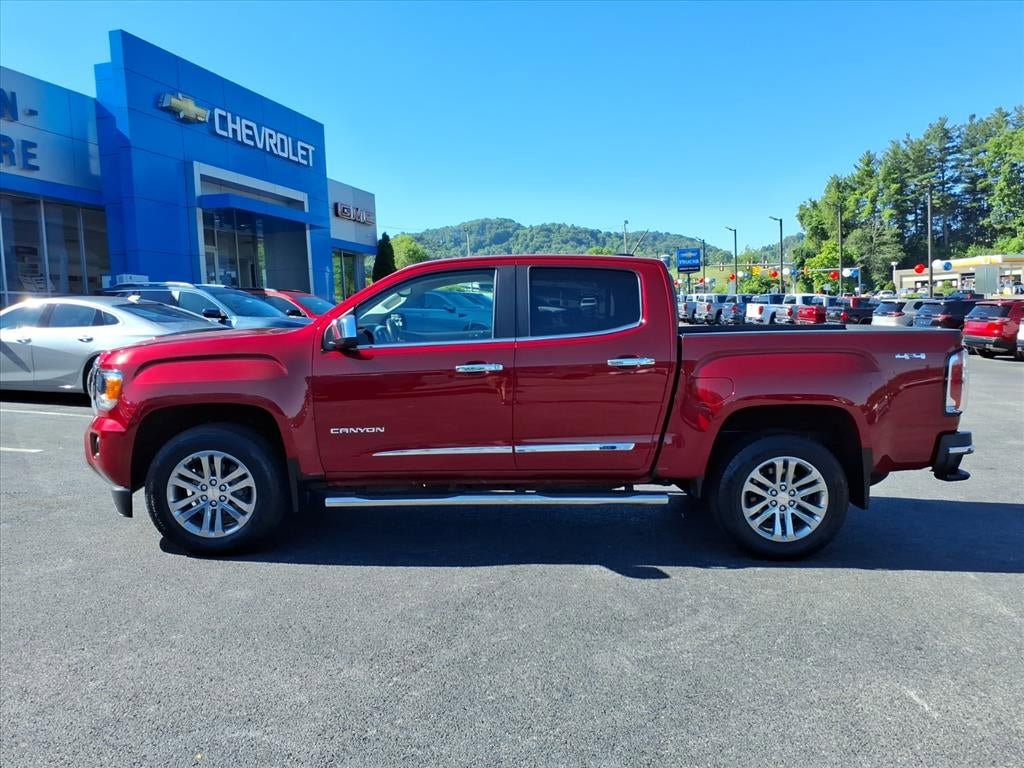 Used 2020 GMC Canyon SLT w/ Driver Alert Package AWD/4WD image 2