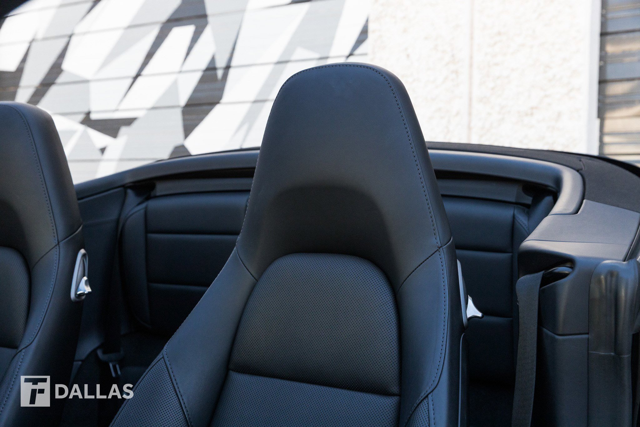 Used 2018 Porsche 911 Turbo image 24