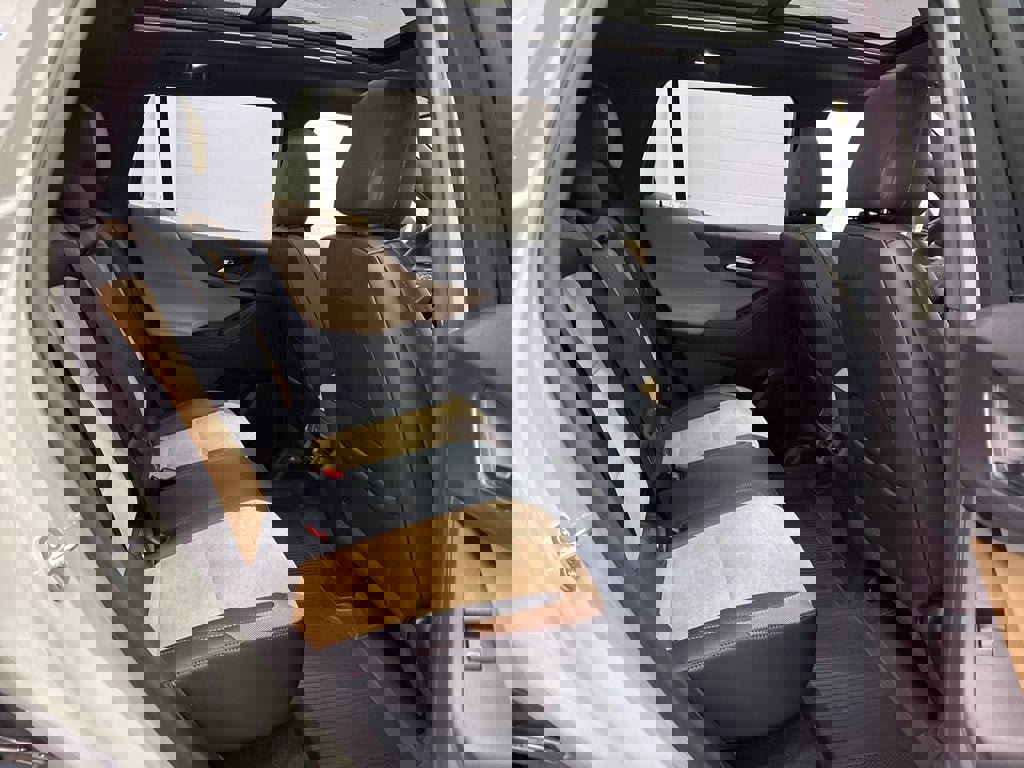 New 2026 Chevrolet Equinox ACTIV w/ Convenience Package III image 32