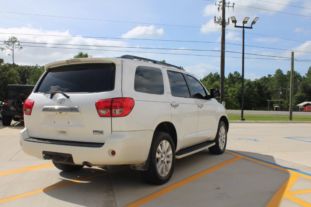 Used 2016 Toyota Sequoia Platinum RWD image 3