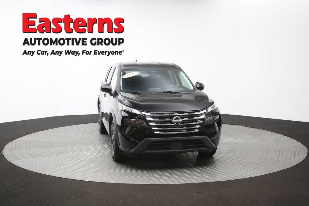Used 2024 Nissan Rogue SV AWD/4WD image 49