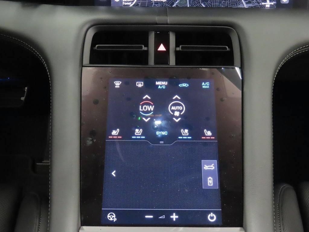 New 2026 Porsche Taycan Turbo AWD/4WD image 30