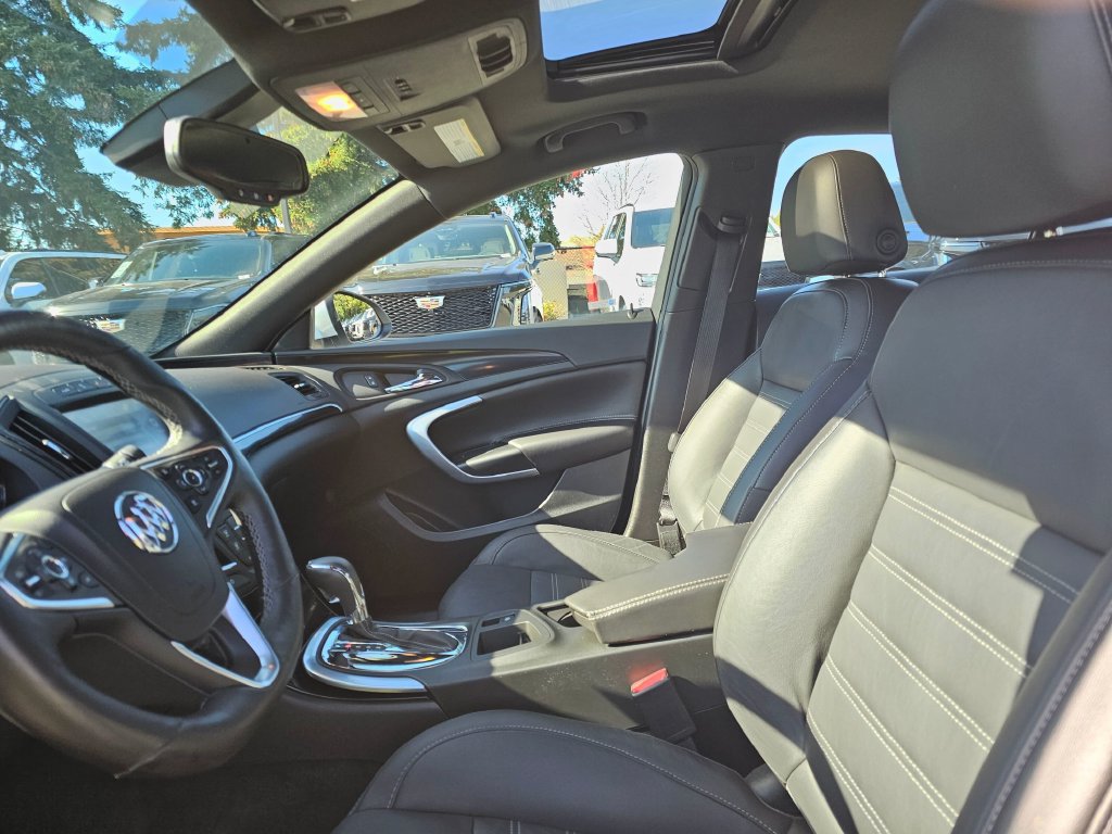 Used 2017 Buick Regal GS w/ Driver Confidence Package #2 AWD/4WD image 23
