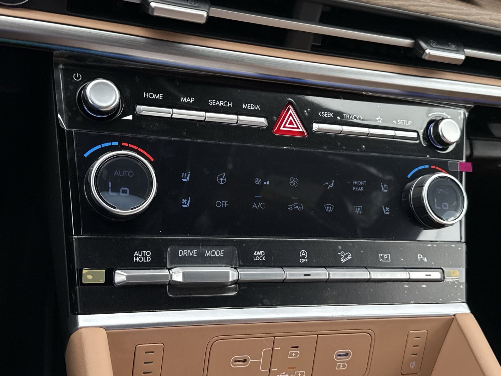 New 2026 Hyundai Santa Fe Calligraphy AWD/4WD image 21