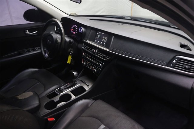 Used 2018 Kia Optima S w/ 18" Alloy Wheels Package image 13