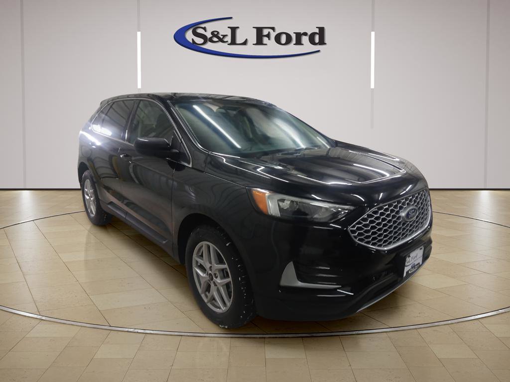 Used 2024 Ford Edge SEL image 7