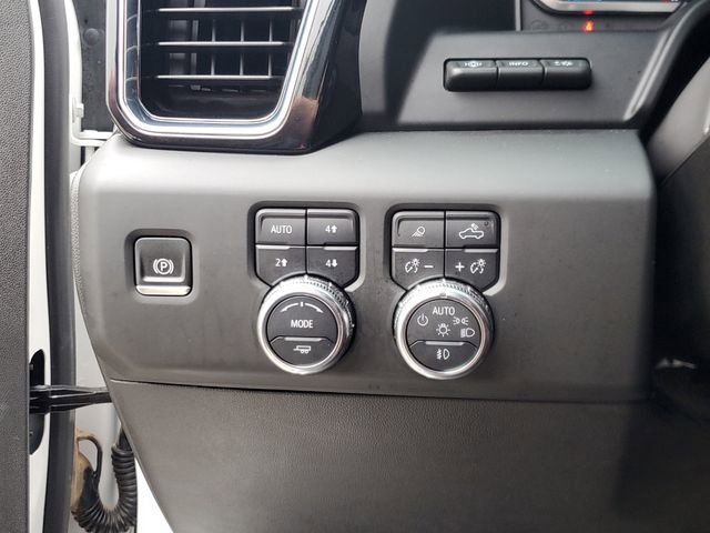 Used 2023 GMC Sierra 1500 Denali w/ Technology Package AWD/4WD image 19