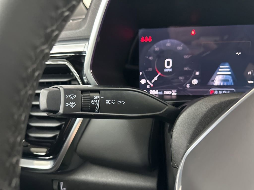 New 2026 GMC Canyon Elevation w/ Convenience Package image 32