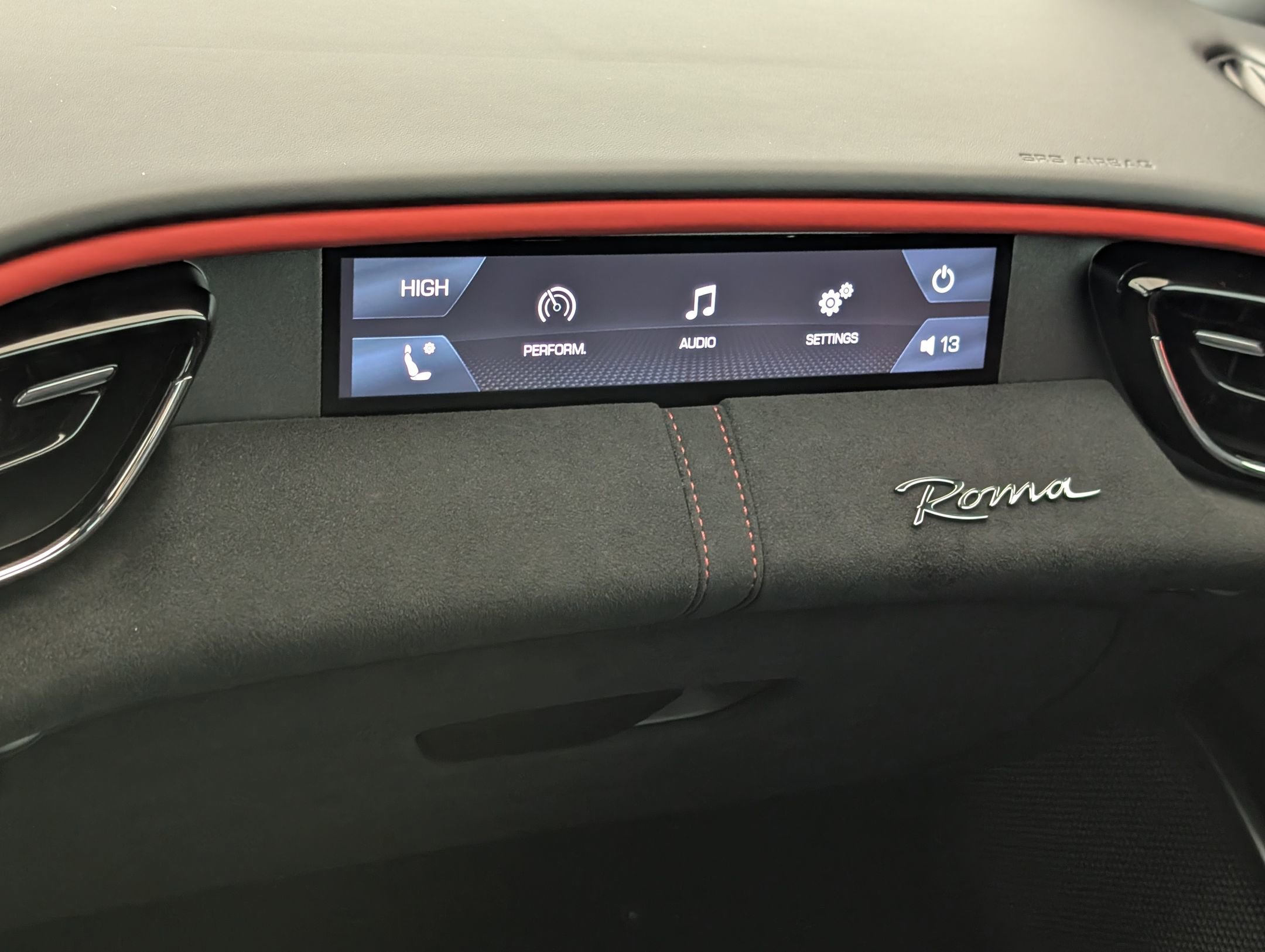 Used 2022 Ferrari Roma Coupe image 25