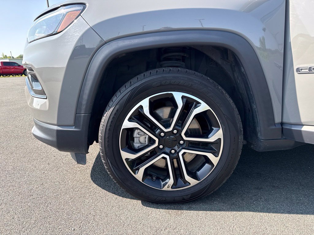 Used 2024 Jeep Compass Limited AWD/4WD image 40