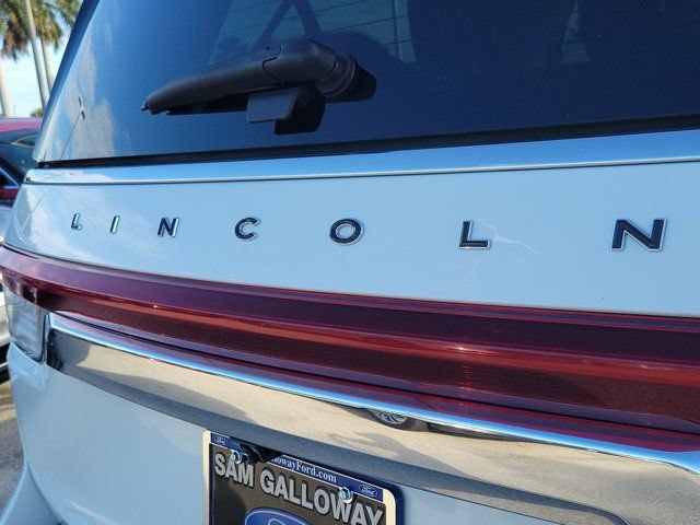 Certified 2022 Lincoln Navigator L Black Label AWD/4WD image 7
