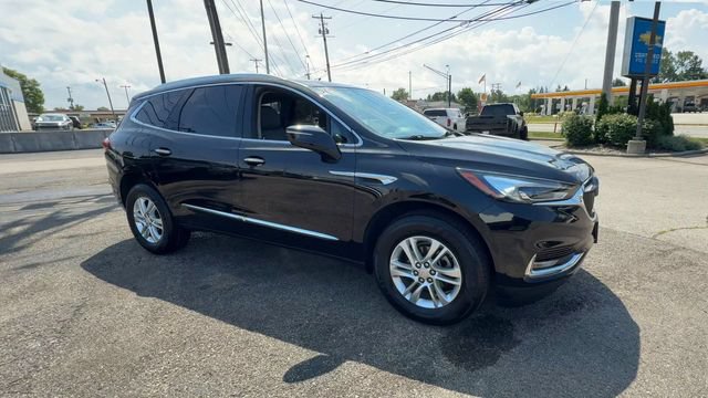 Used 2020 Buick Enclave Essence FWD image 2