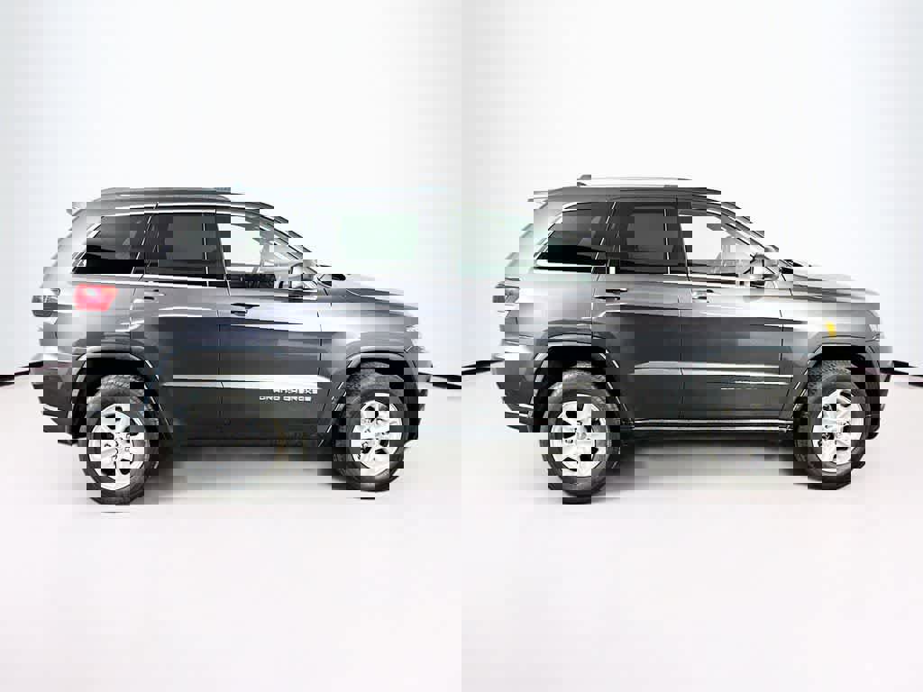 Used 2015 Jeep Grand Cherokee Laredo w/ Quick Order Package 23E image 26