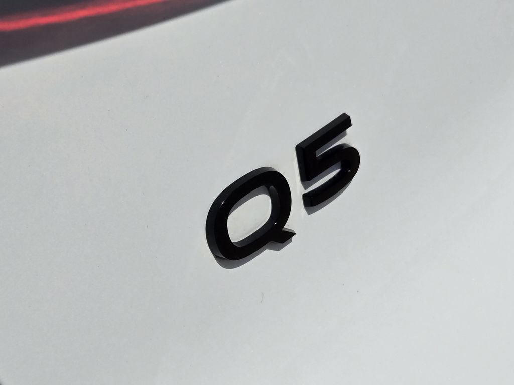 Certified 2025 Audi Q5 Prestige AWD/4WD image 15