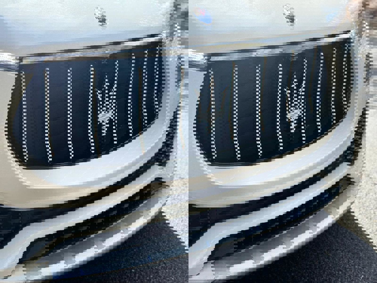 Used 2018 Maserati Levante GranLusso image 15