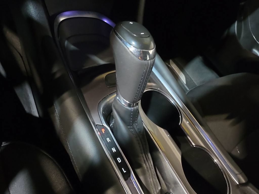 Used 2018 Chevrolet Malibu LT FWD image 21