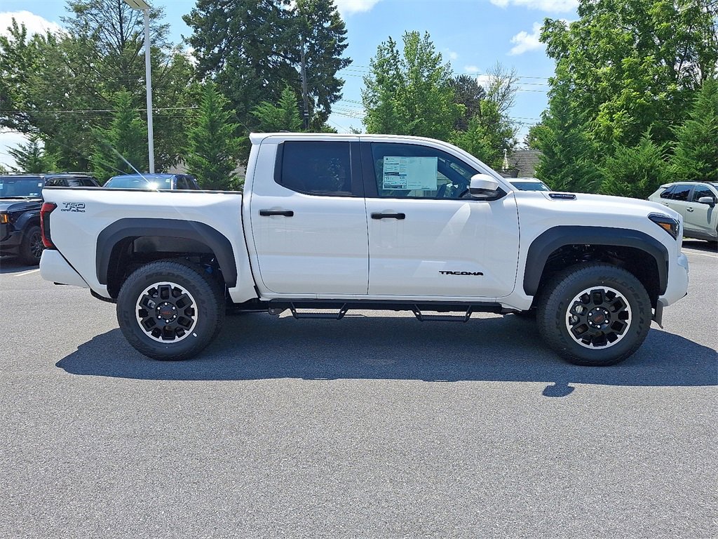 New 2025 Toyota Tacoma TRD Off-Road image 4