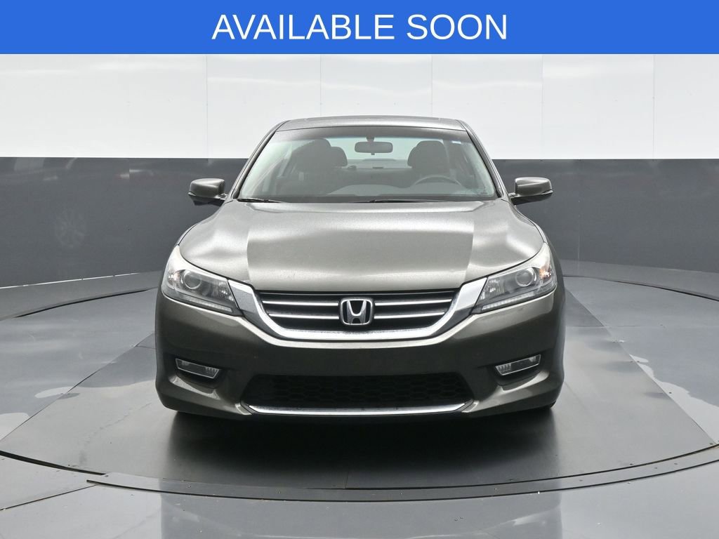 Used 2013 Honda Accord EX image 2