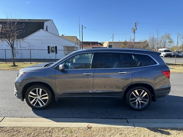 Used 2017 Honda Pilot Touring image 26
