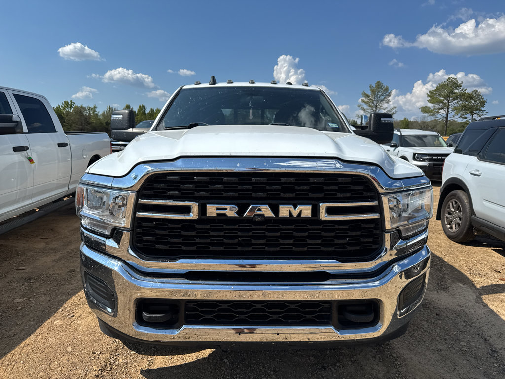 Used 2023 RAM 3500 Tradesman w/ Towing Technology Group AWD/4WD image 2