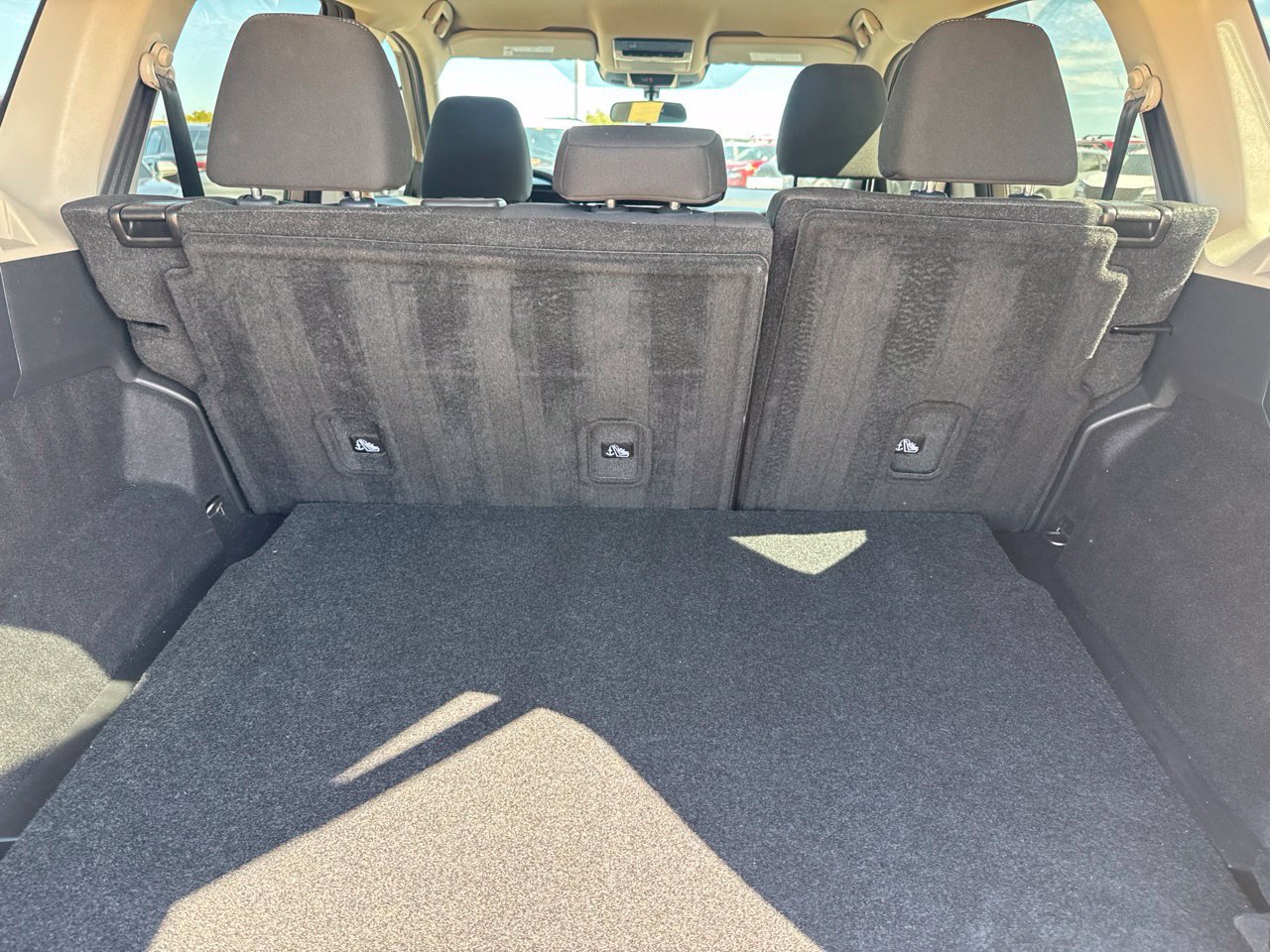 Certified 2024 Nissan Rogue SV FWD image 36