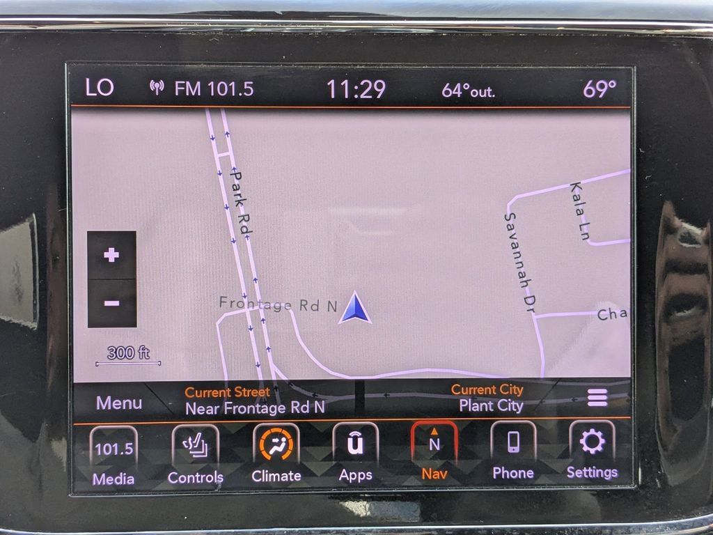 Used 2021 Jeep Grand Cherokee Laredo X image 25