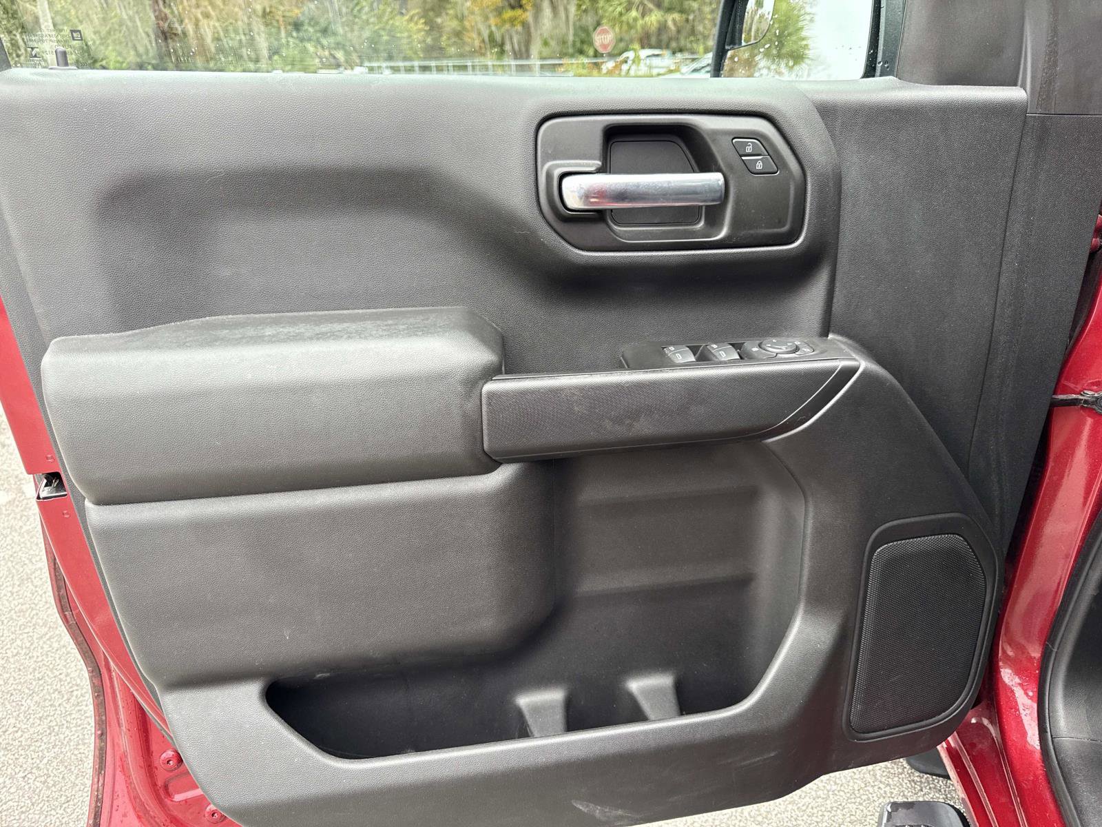 Used 2020 Chevrolet Silverado 1500 Custom w/ Custom Value Package image 16