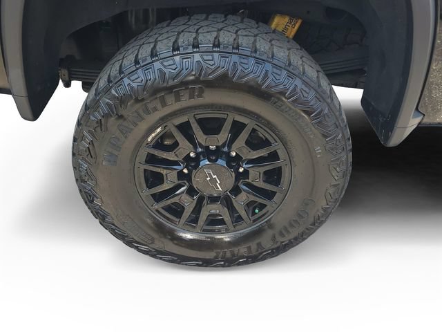Used 2024 Chevrolet Silverado 2500 ZR2 w/ Technology Package AWD/4WD image 32