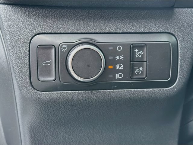 Used 2023 Ford Escape Active w/ Tech Pack #1 AWD/4WD image 10