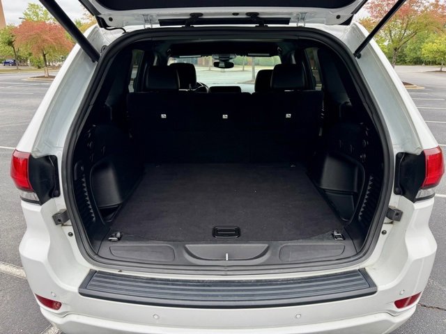 Used 2022 Jeep Grand Cherokee Laredo X image 15