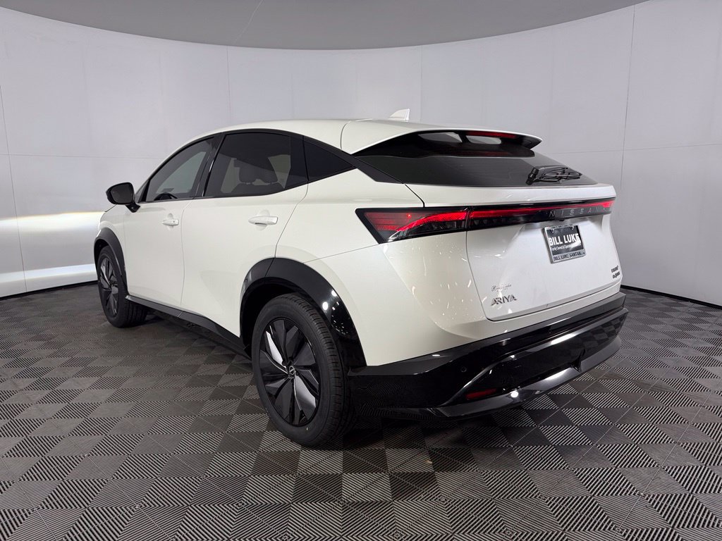 Used 2024 Nissan Ariya AWD image 9