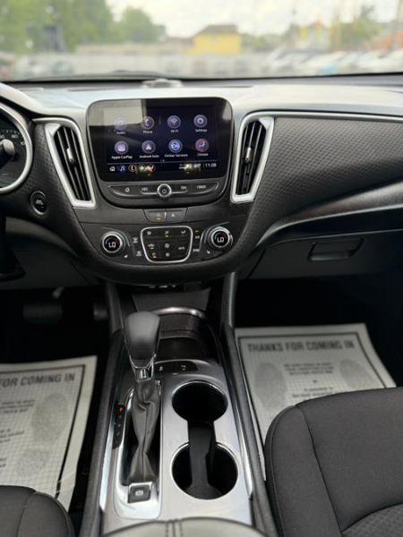 Used 2023 Chevrolet Malibu LT w/ Driver Confidence Package FWD image 20