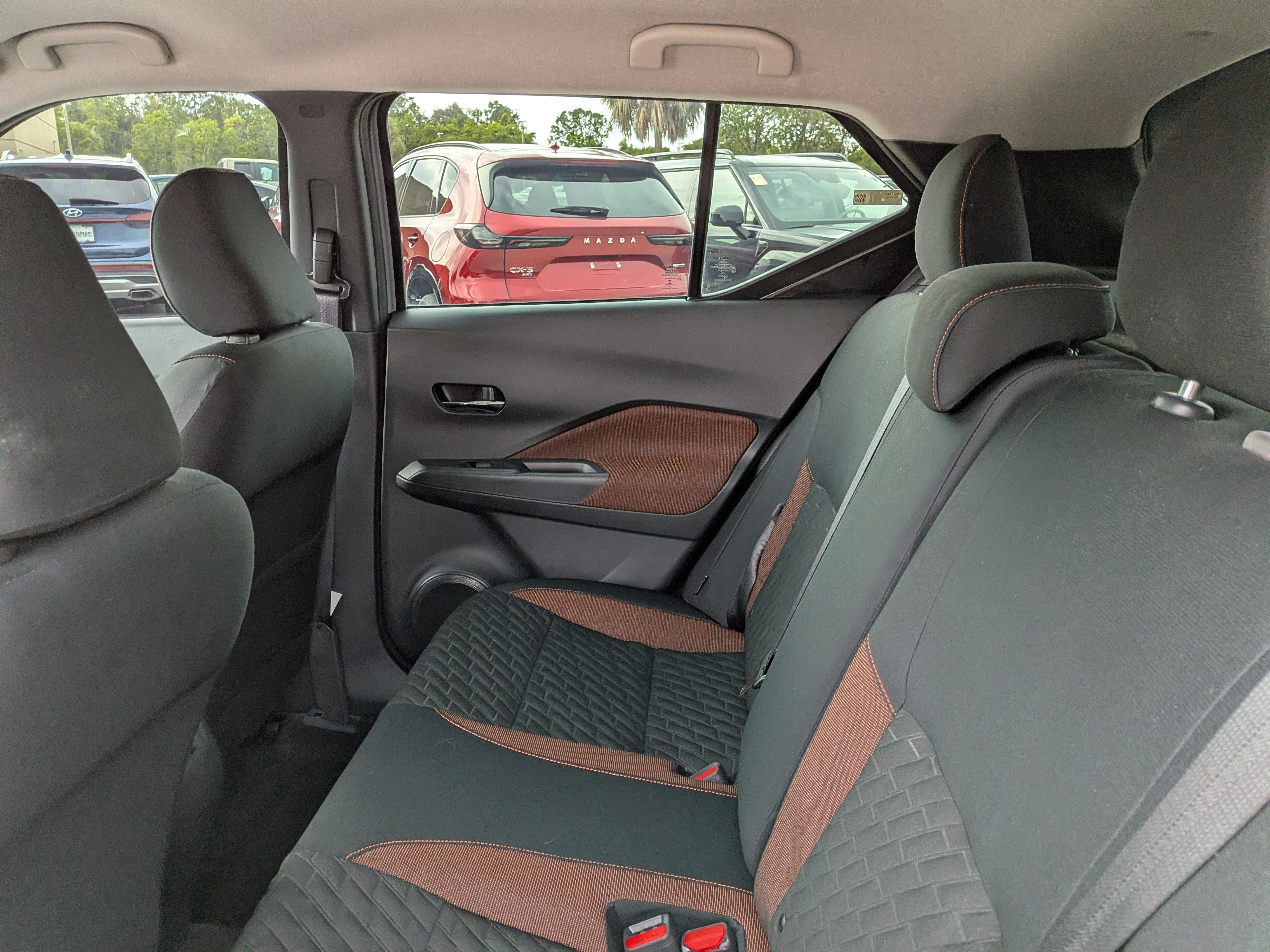 Used 2022 Nissan Kicks SR w/ Interior Electronics Package FWD image 14