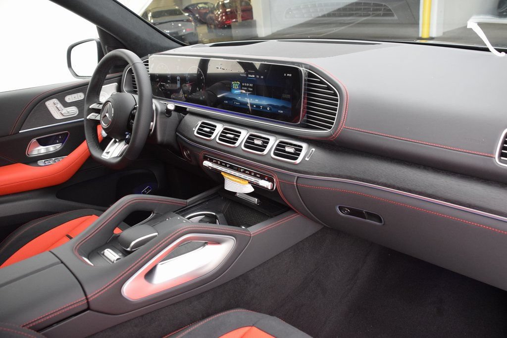 New 2026 Mercedes-Benz GLE 63 AMG S image 15