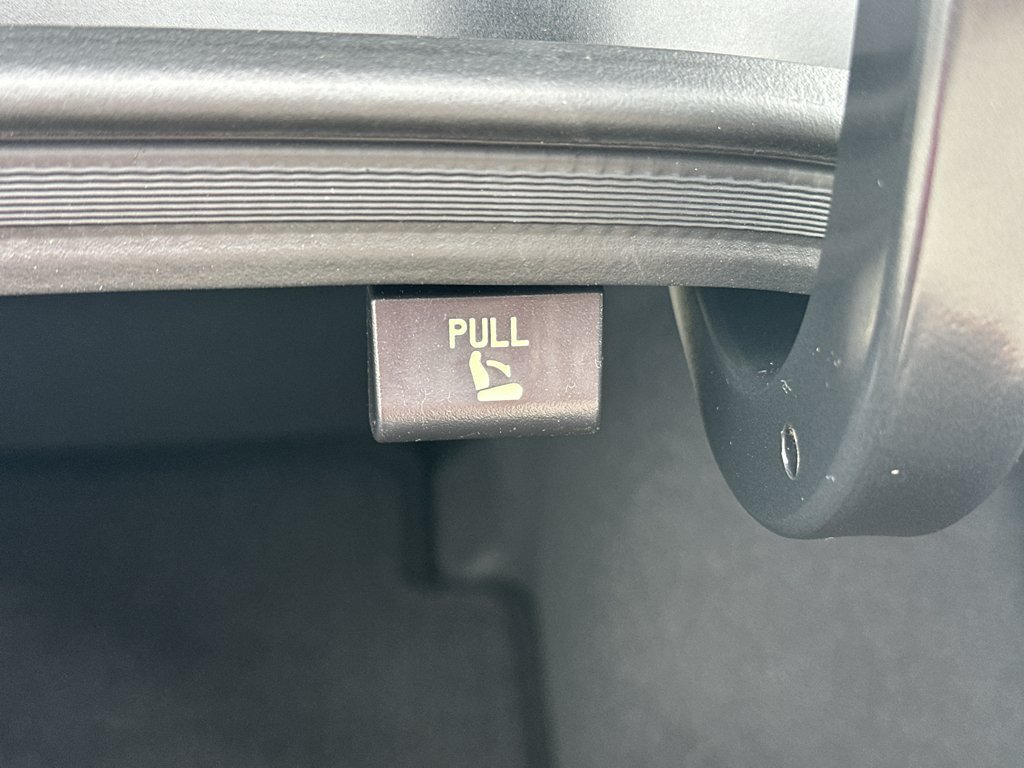 New 2026 Hyundai Elantra SEL Sport Premium FWD image 34