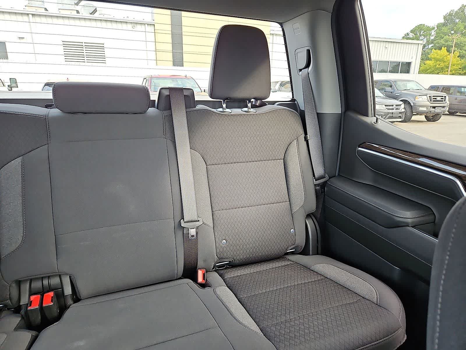 Used 2025 Chevrolet Silverado 1500 LT AWD/4WD image 15