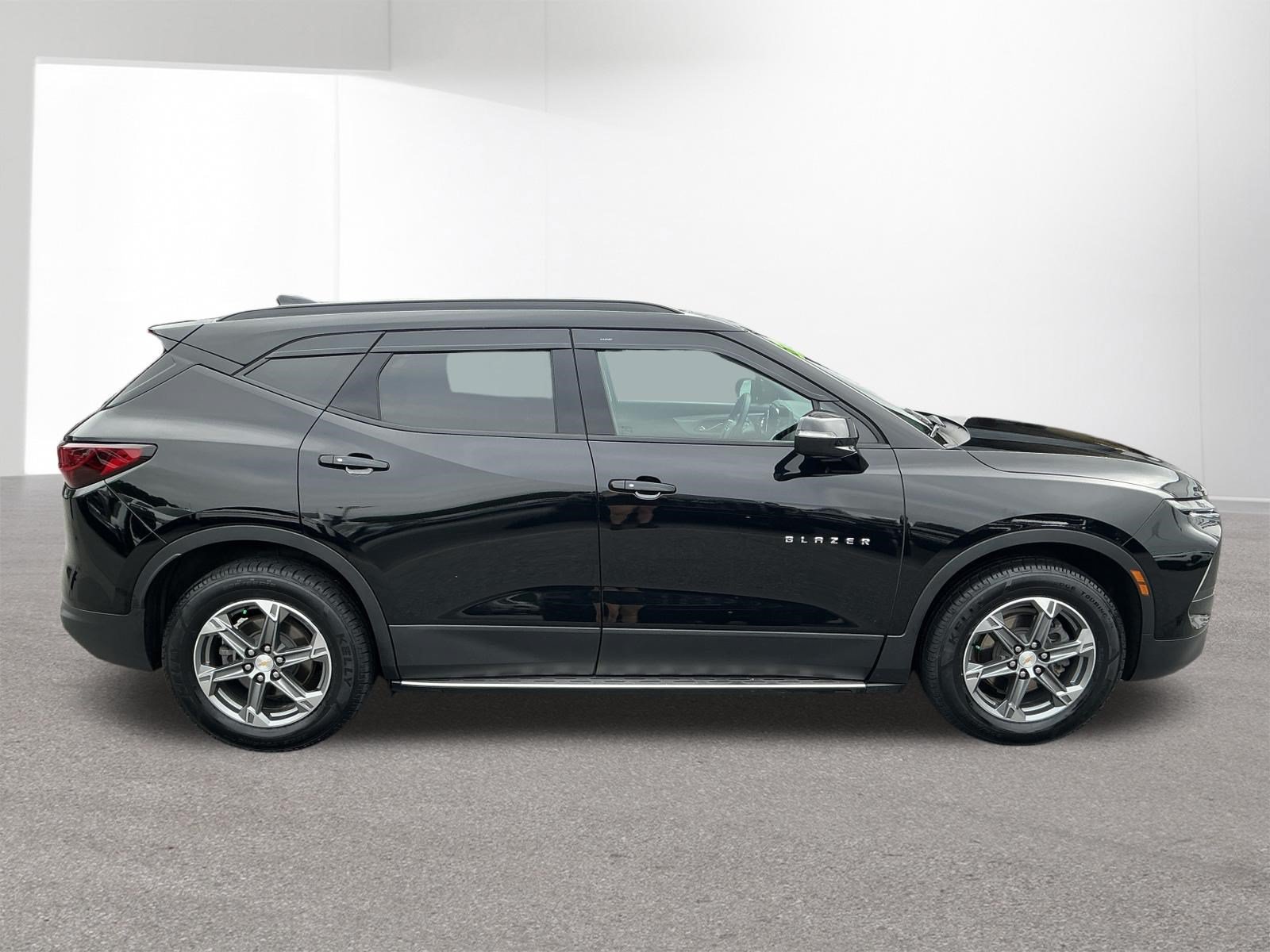 Used 2024 Chevrolet Blazer LT AWD/4WD video 2