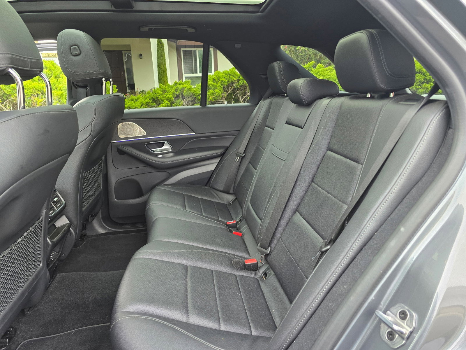 Used 2022 Mercedes-Benz GLE 350 4MATIC w/ Premium Package image 26