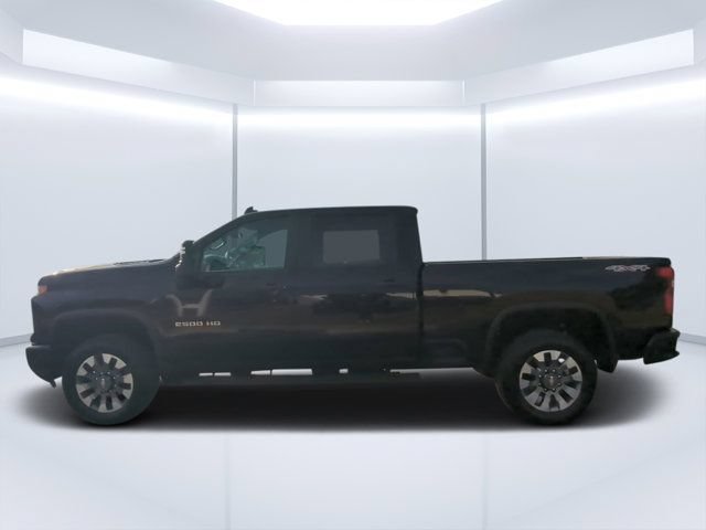 Used 2025 Chevrolet Silverado 2500 Custom w/ Custom Value Package AWD/4WD image 6