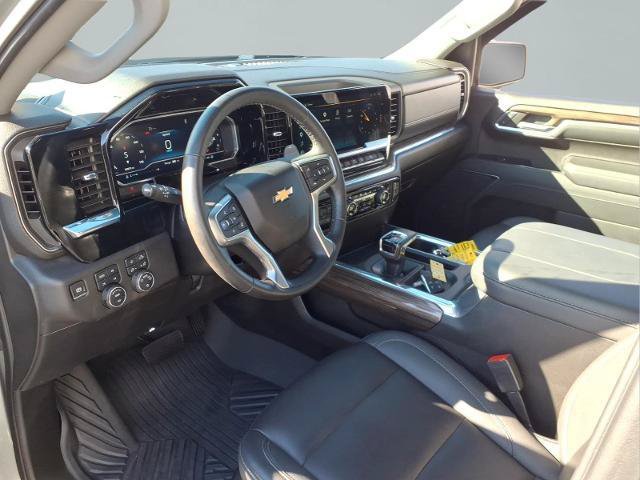 Used 2023 Chevrolet Silverado 1500 LT AWD/4WD image 11