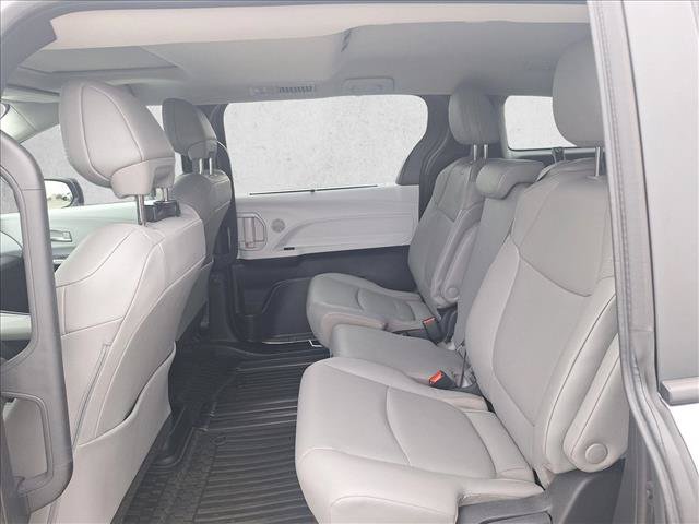 Certified 2025 Toyota Sienna XLE w/ XLE Plus Package FWD image 16